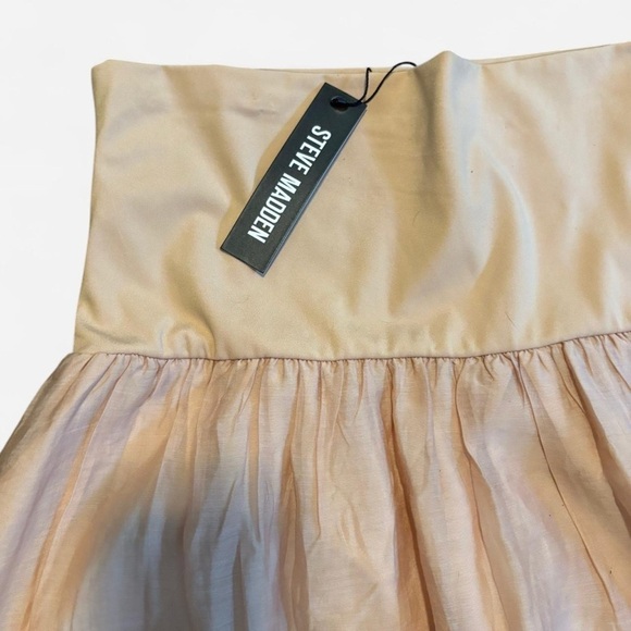 Elegant peach Maxi Skirt - Picture 2 of 3